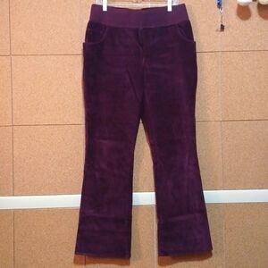 DUO MATERNITY Corduroy JEANS SIZE M STRETCH IN A BEAUTIFUL BURGUNDY
